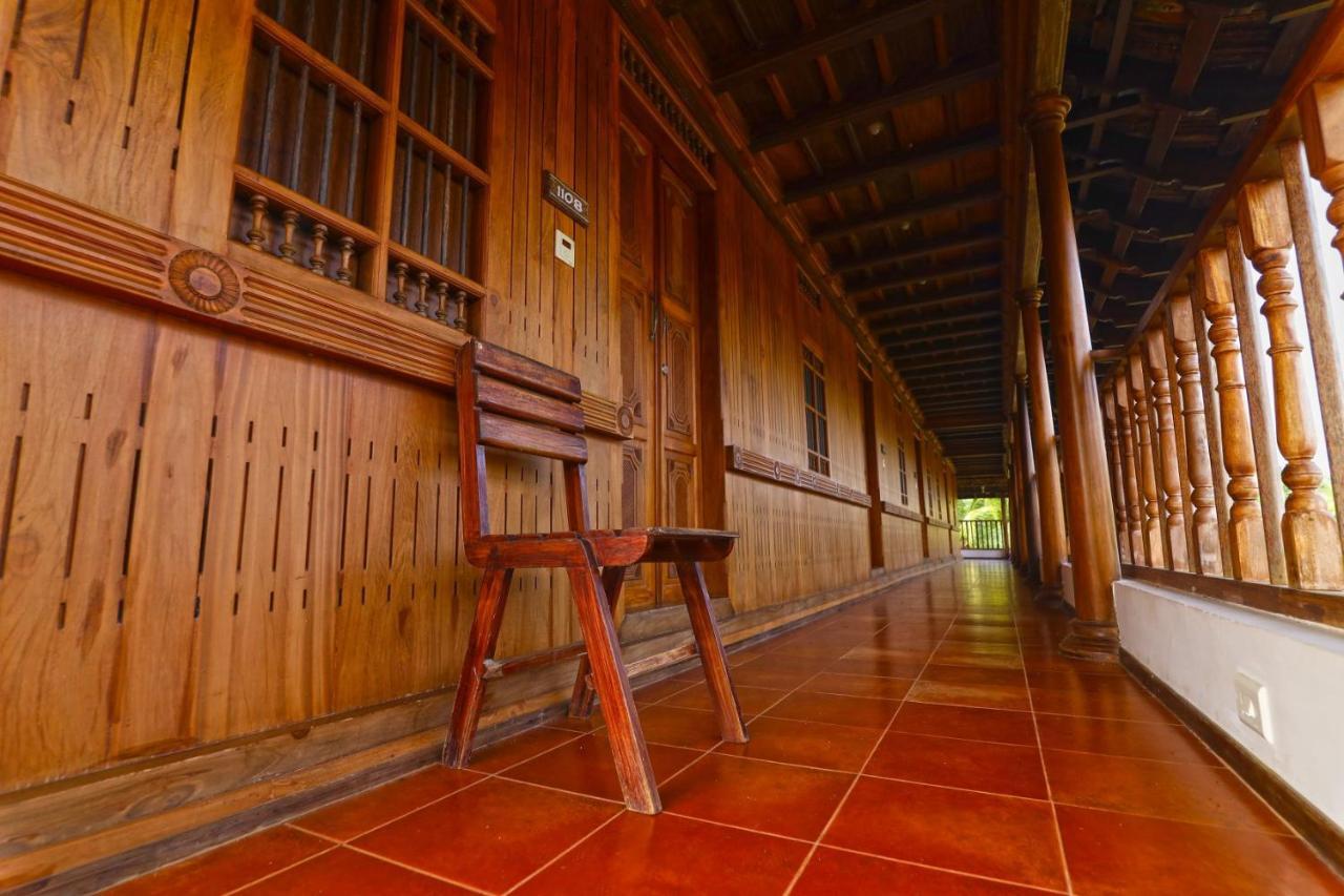 Kumarakom Heritage Resort Kottayam Εξωτερικό φωτογραφία