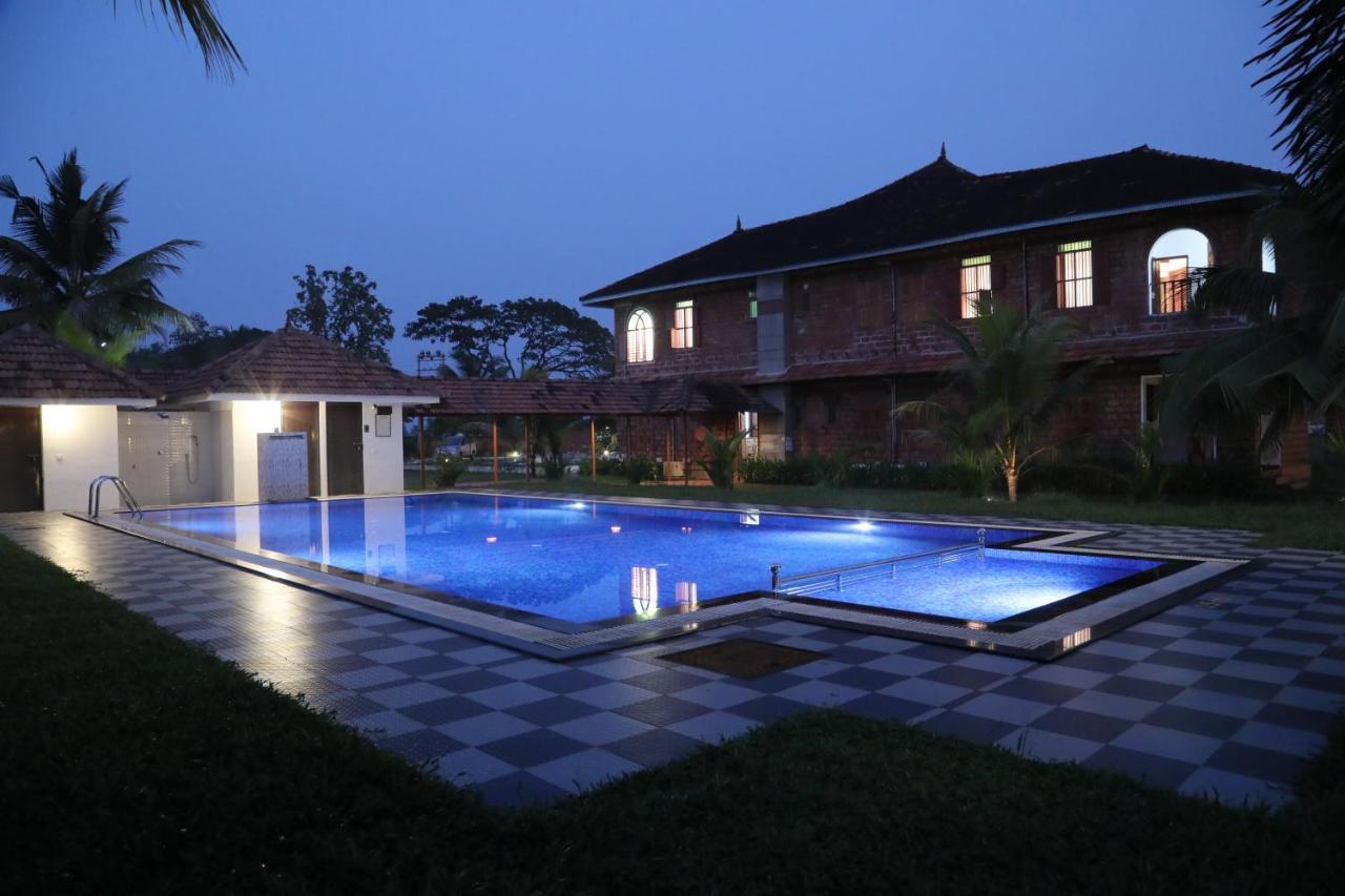 Kumarakom Heritage Resort Kottayam Εξωτερικό φωτογραφία